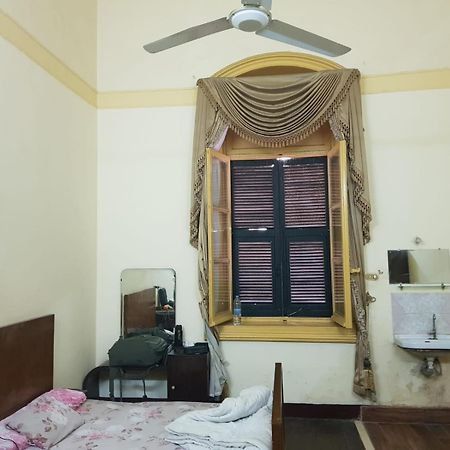 Clement'S House Hostel Alessandria Esterno foto