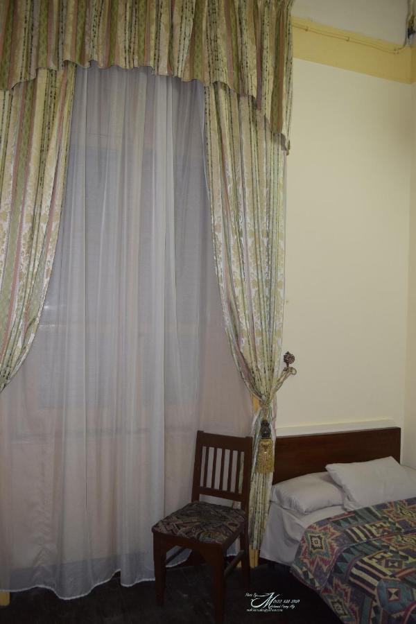 Clement'S House Hostel Alessandria Esterno foto