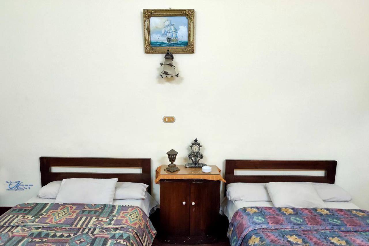 Clement'S House Hostel Alessandria Esterno foto
