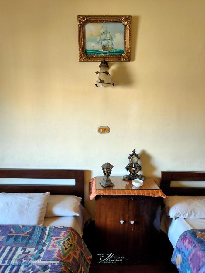 Clement'S House Hostel Alessandria Esterno foto
